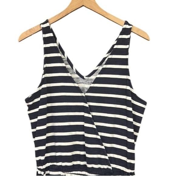 Old Navy Cropped Wide Leg Sleeveless Navy Striped Knit Jumpsuit Medium Tall - Picture 8 of 14